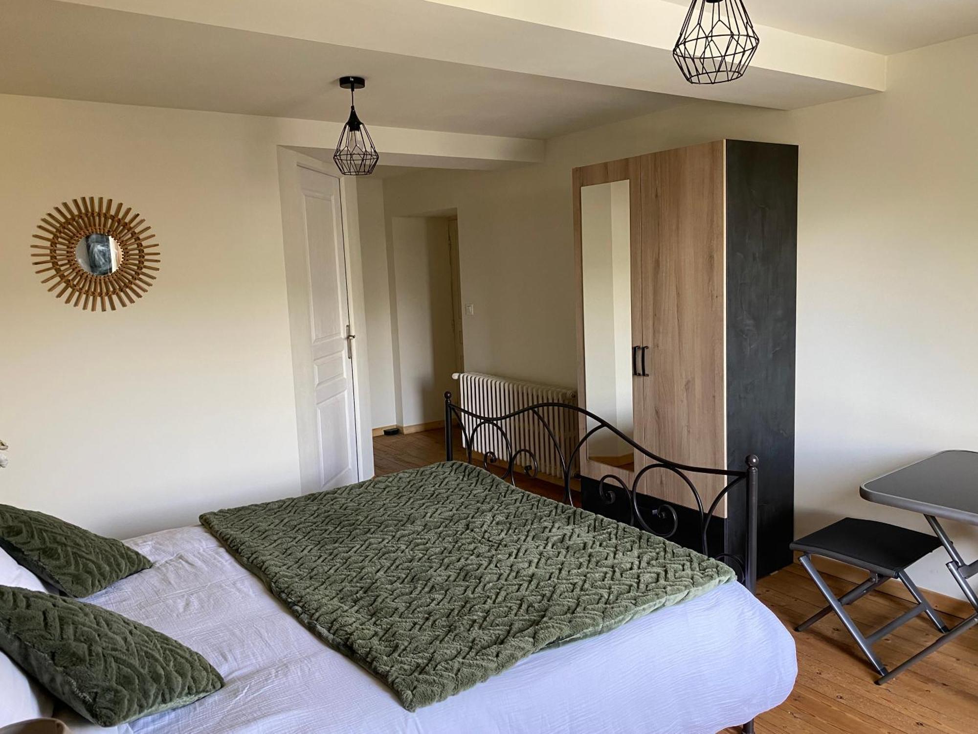 La Pautiere Bed and Breakfast Saint-Sauveur-Lendelin Rum bild